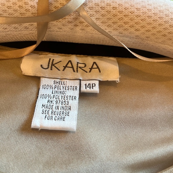 Beautiful Mother of the bride/groom evening dress - Picture 5 of 5